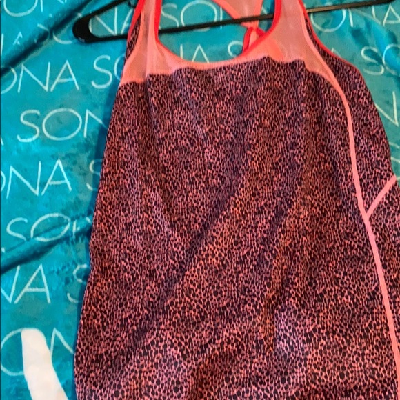 Nike tank top - Picture 1 of 3